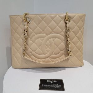 chanel caviar gst bag